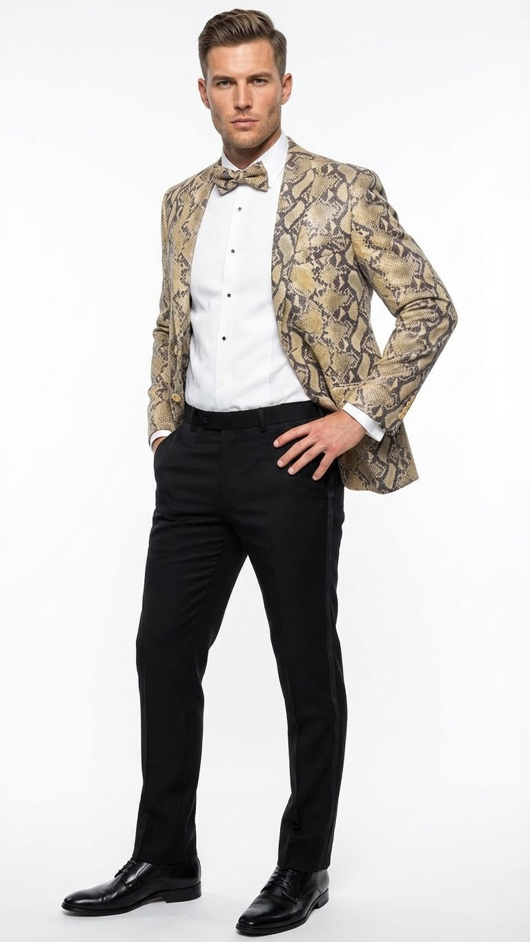 Alberto Nardoni men's blazer in beige and black snakeskin print. Single-breasted, fitted silhouette with notched lapels and two front pockets. Structured design.