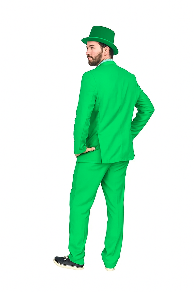 Emerald green suit with hat. Smooth, tailored fabric. Fitted jacket, straight-leg trousers, structured design.