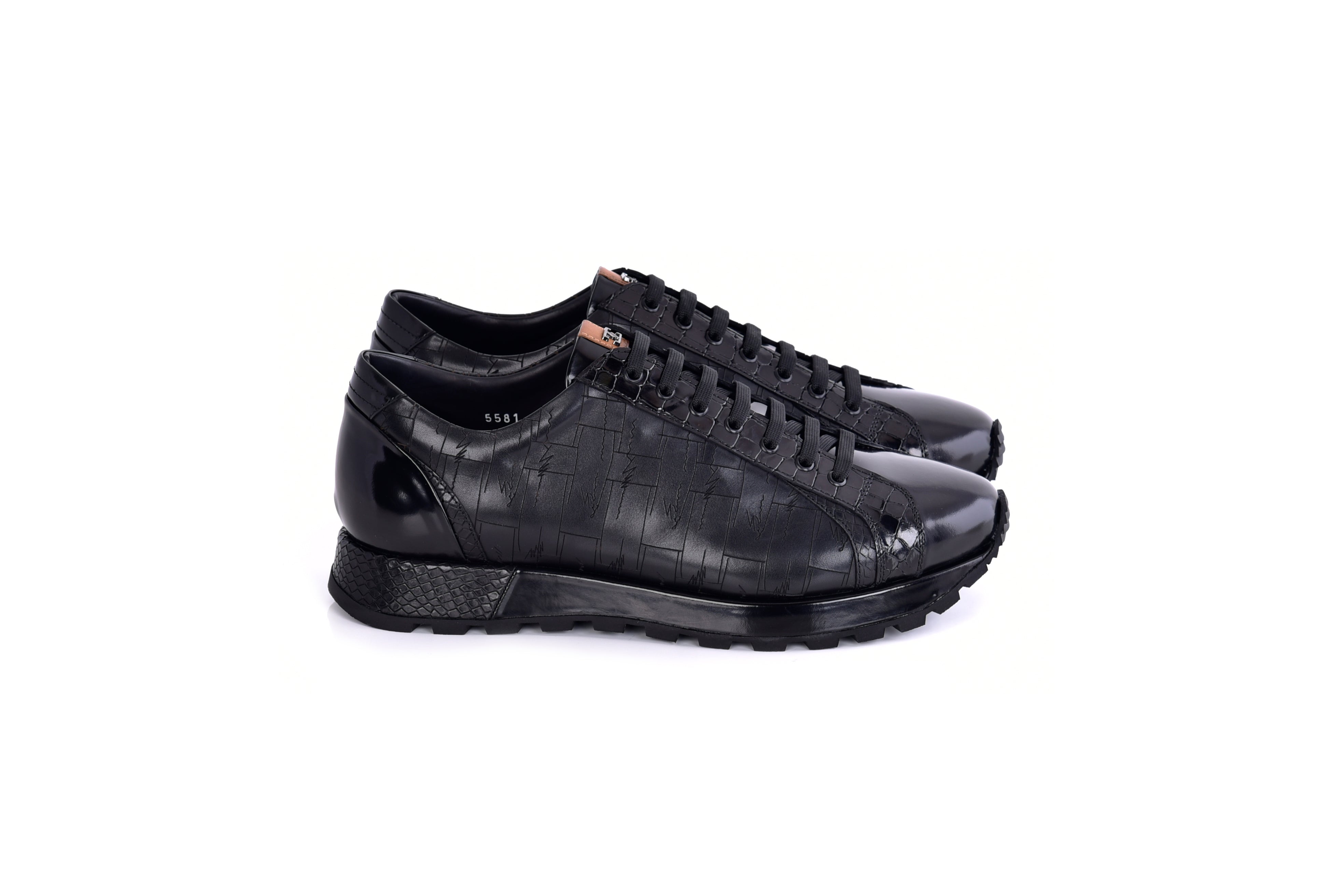 C001304-5581L Fashion Sneaker- Black