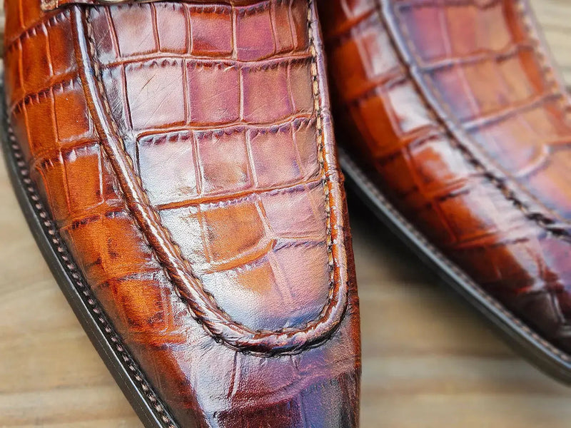 Carrucci Buckle Loafer: Gator Embossed Leather Loafer