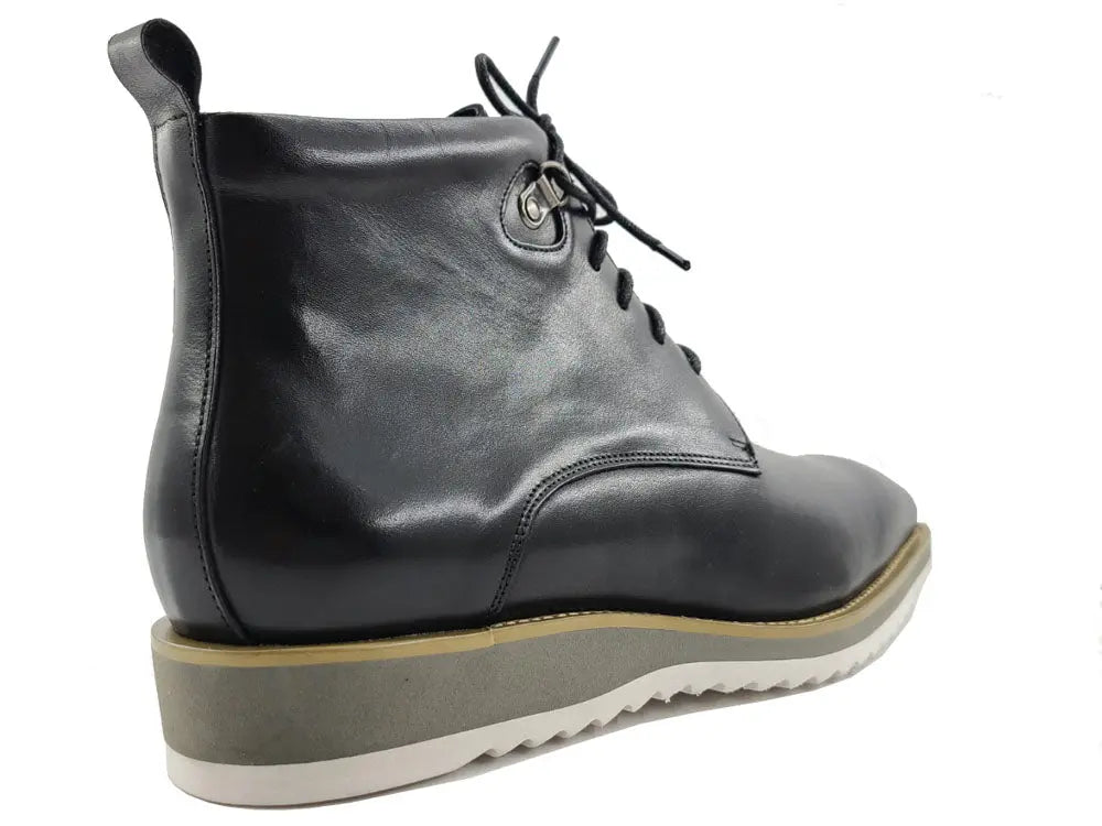 Men’s Burnished Calfskin Leather Lace-Up Boot