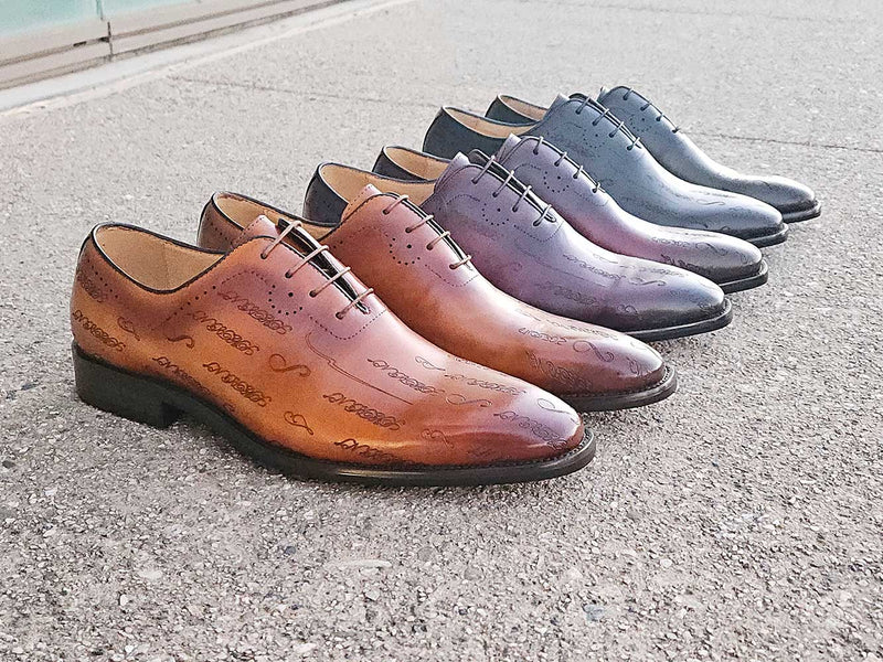 Carrucci Embossed Wholecut Oxford
