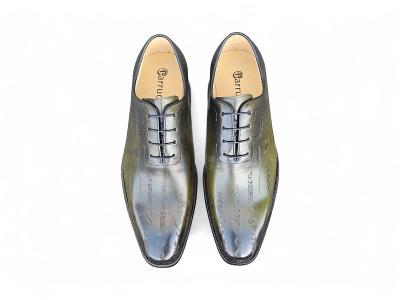 Carrucci Embossed Wholecut Oxford
