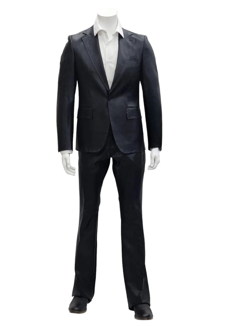 Men's black leather suit: slim-fit, single-button blazer with two pockets. Straight-leg trousers. Tailored cut. All in black leather.