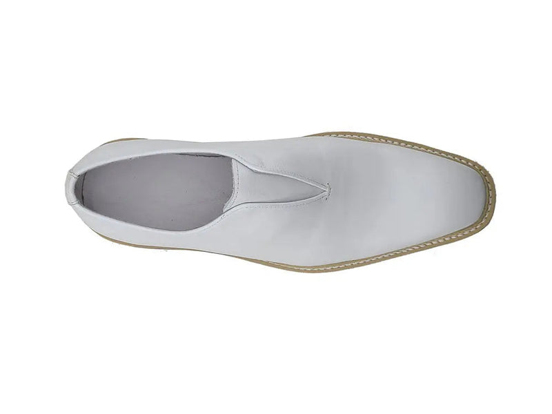 Carrucci Laceless Loafer with Contrast color lightweight sole