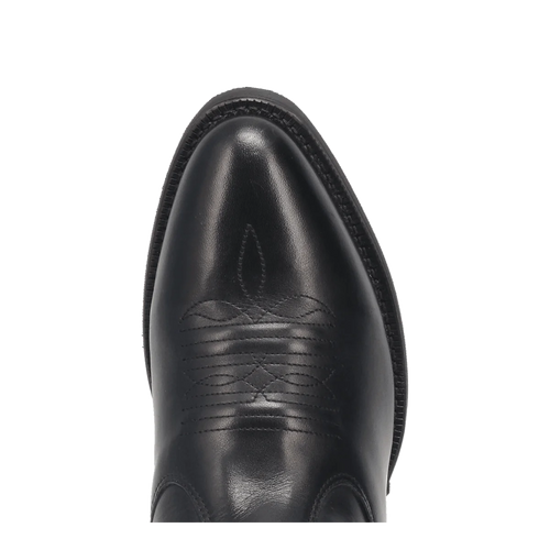 Laredo men's Fletcher black leather boot with pointed toe. Black leather construction, subtle stitching, and vamp pattern. Durable sole with a slight heel rise.