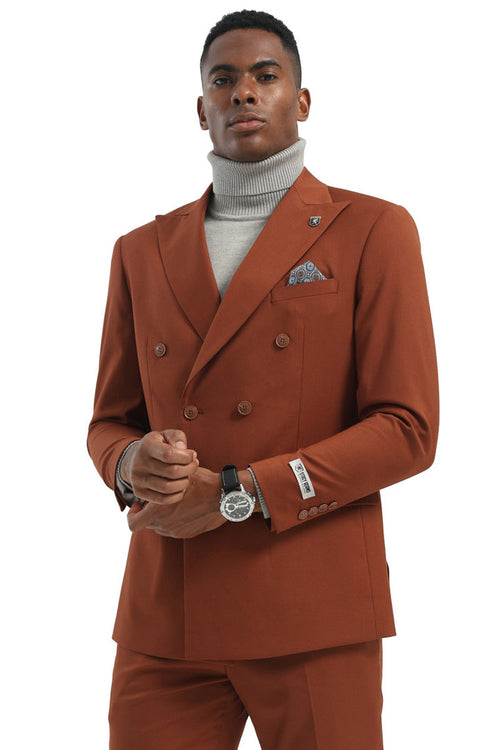 Cognac rust Stacy Adams double-breasted suit: structured blazer, slightly fitted, peak lapel, patterned pocket square. Matching trousers. Smooth fabric, two rows of buttons, buttoned cuffs.