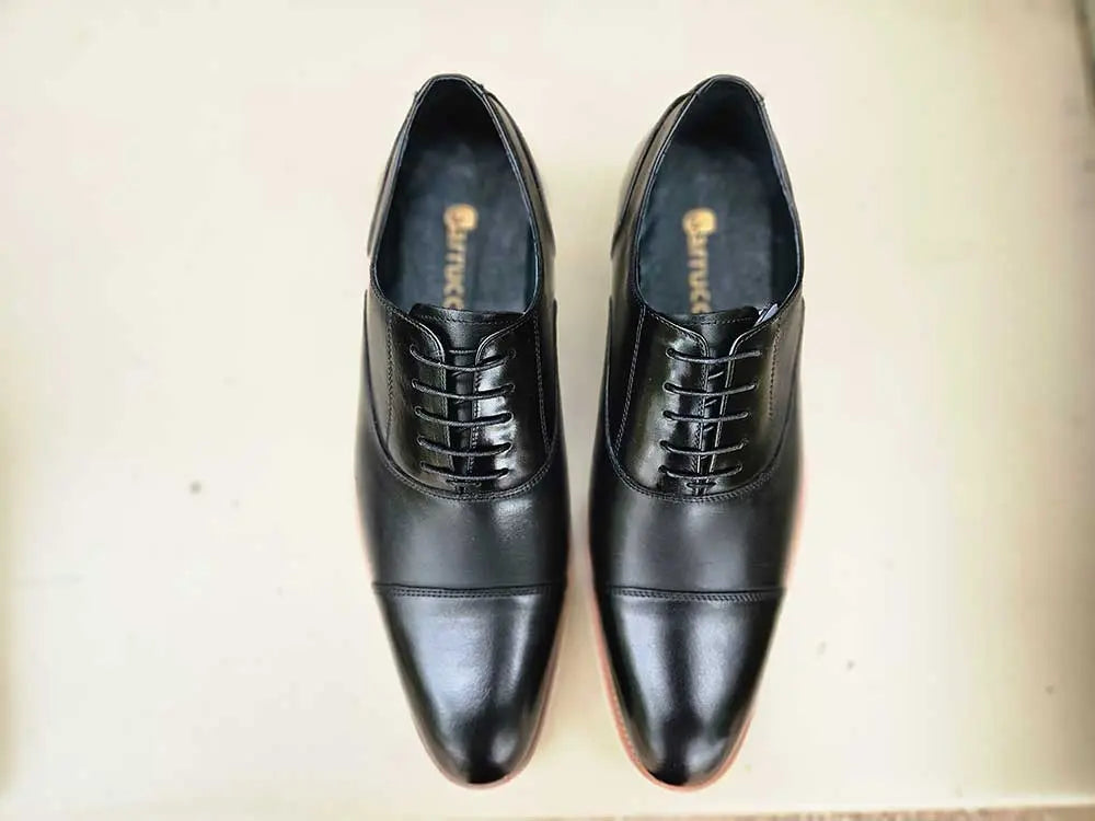 Men’s Cap Toe Oxford Shoes with Lightweight Sole