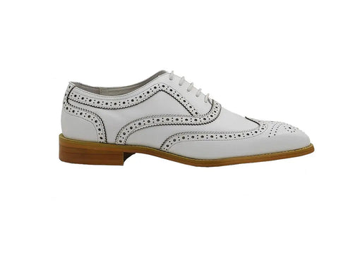 Men’s Wingtip Brogue Shoes with Medallion Toe