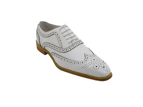 Men’s Wingtip Brogue Shoes with Medallion Toe