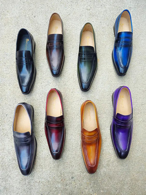 Mens Classic Leather Penny Loafersā Signature Style