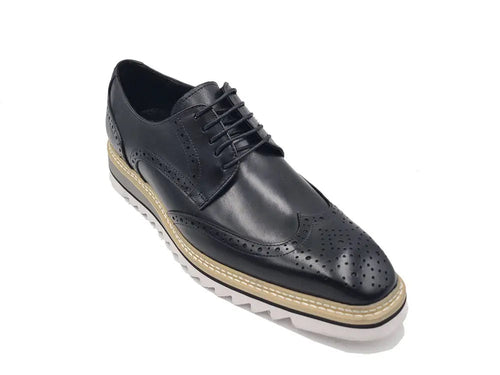 Modern Wingtip Blucher Oxford with Lightweight Sole