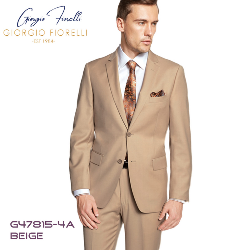 Giorgio Fiorelli beige suit: tailored fit, single-breasted, smooth fabric. Jacket: notched lapels, two pockets, chest pocket. Matching trousers. Classic two-button design.