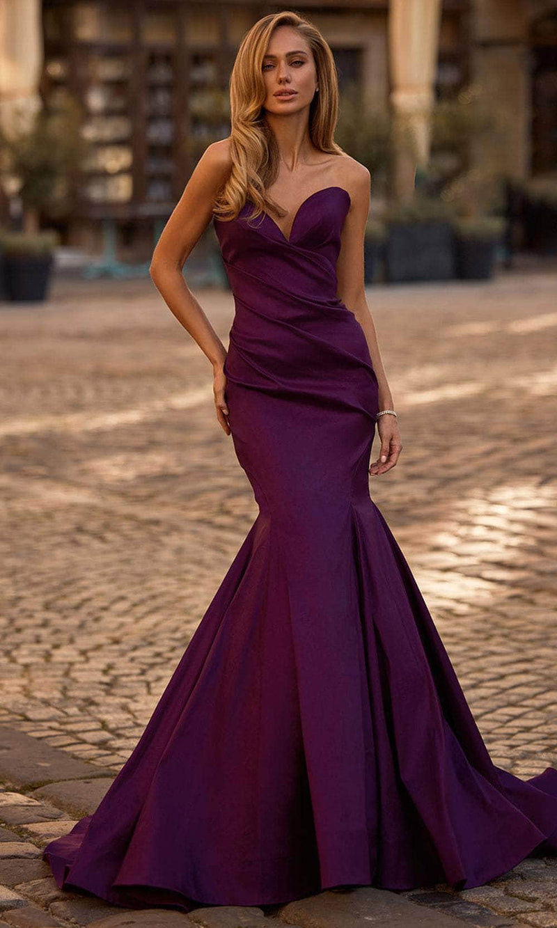 La Femme 32791 Strapless Sweetheart Mermaid Prom Gown