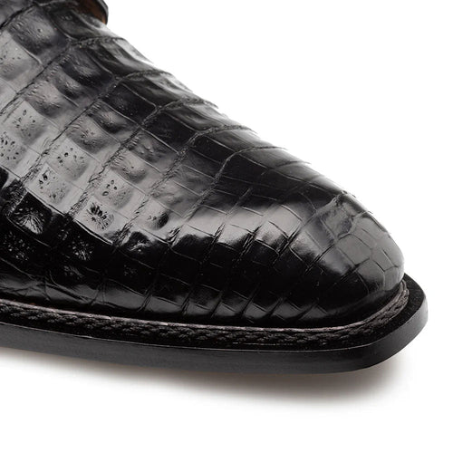 Mezlan Dandy Alligator lace-up in black. Pointed toe, textured alligator pattern, glossy finish. Thin black sole with stitched edge.