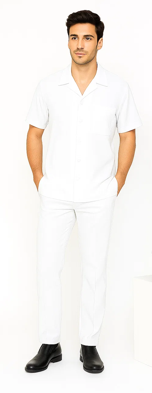 Men's white walking suit. Short-sleeve button-down shirt with a collar and breast pocket, paired with straight-leg pants. Made of lightweight, smooth fabric for comfortable wear.