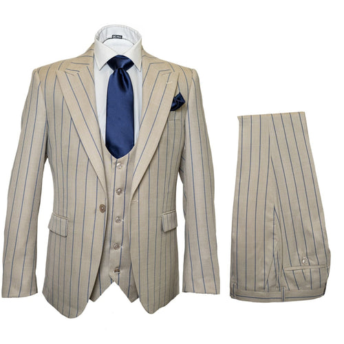 Alberto Nardoni men's three-piece suit: beige fabric with blue pinstripes. Includes jacket (notched lapel, pockets), vest (five buttons), and tailored trousers (straight cut). Complemented by blue tie & pocket square.