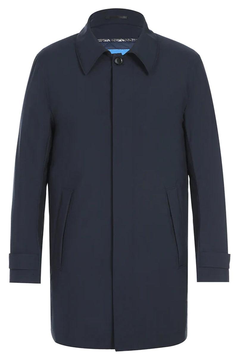 Navy Pelagio men's raincoat. Straight cut, classic shirt collar, buttoned front. Smooth, dark navy fabric. Side pockets, long sleeves with rolled cuffs.