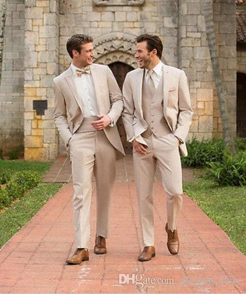 Champagne Groomsmen Suits Alberto Nardoni