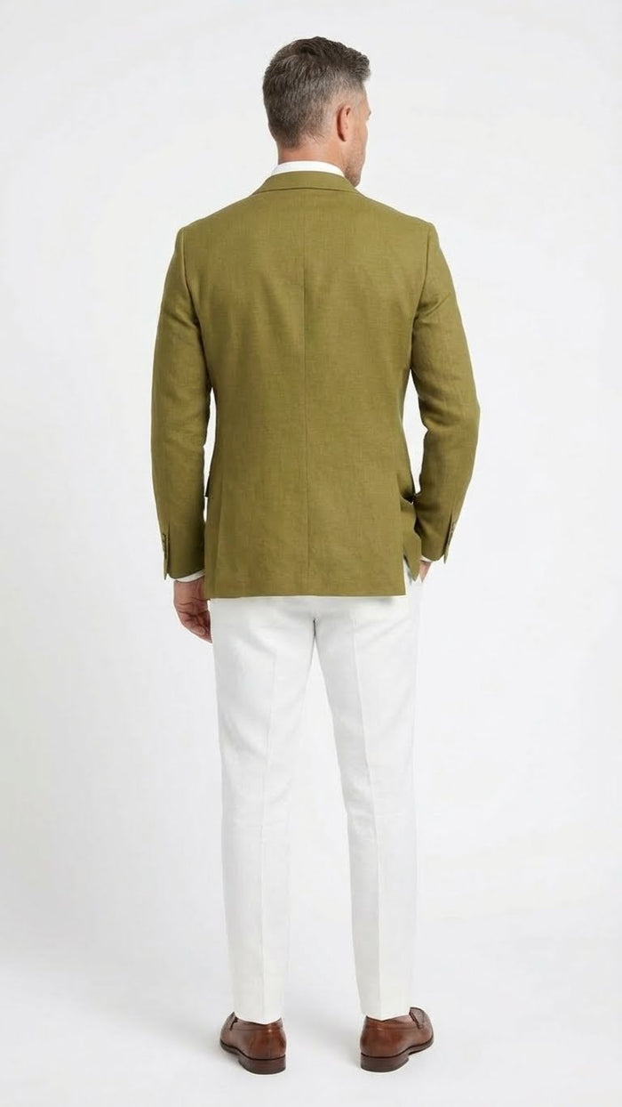 Alberto Nardoni men's olive green blazer. Structured silhouette with single vent, long sleeves, and a tailored fit. Features sharp lapels and defined shoulders. Made from textured fabric.
