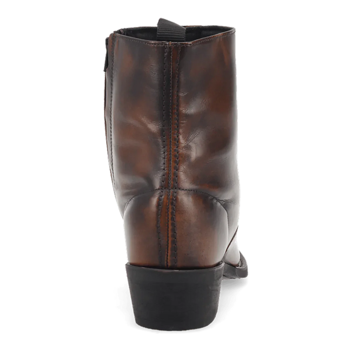 Laredo Men's Fletcher boots: Brown leather, round toe, raised heel, and pull tab for easy wear. Featuring visible stitching.
