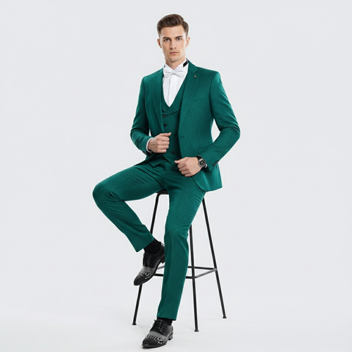 Alberto Nardoni men's emerald green three-piece suit. Tailored jacket, waistcoat, and straight-cut trousers in textured fabric with subtle raised dots. Fitted, with notched lapel and five-button waistcoat.
