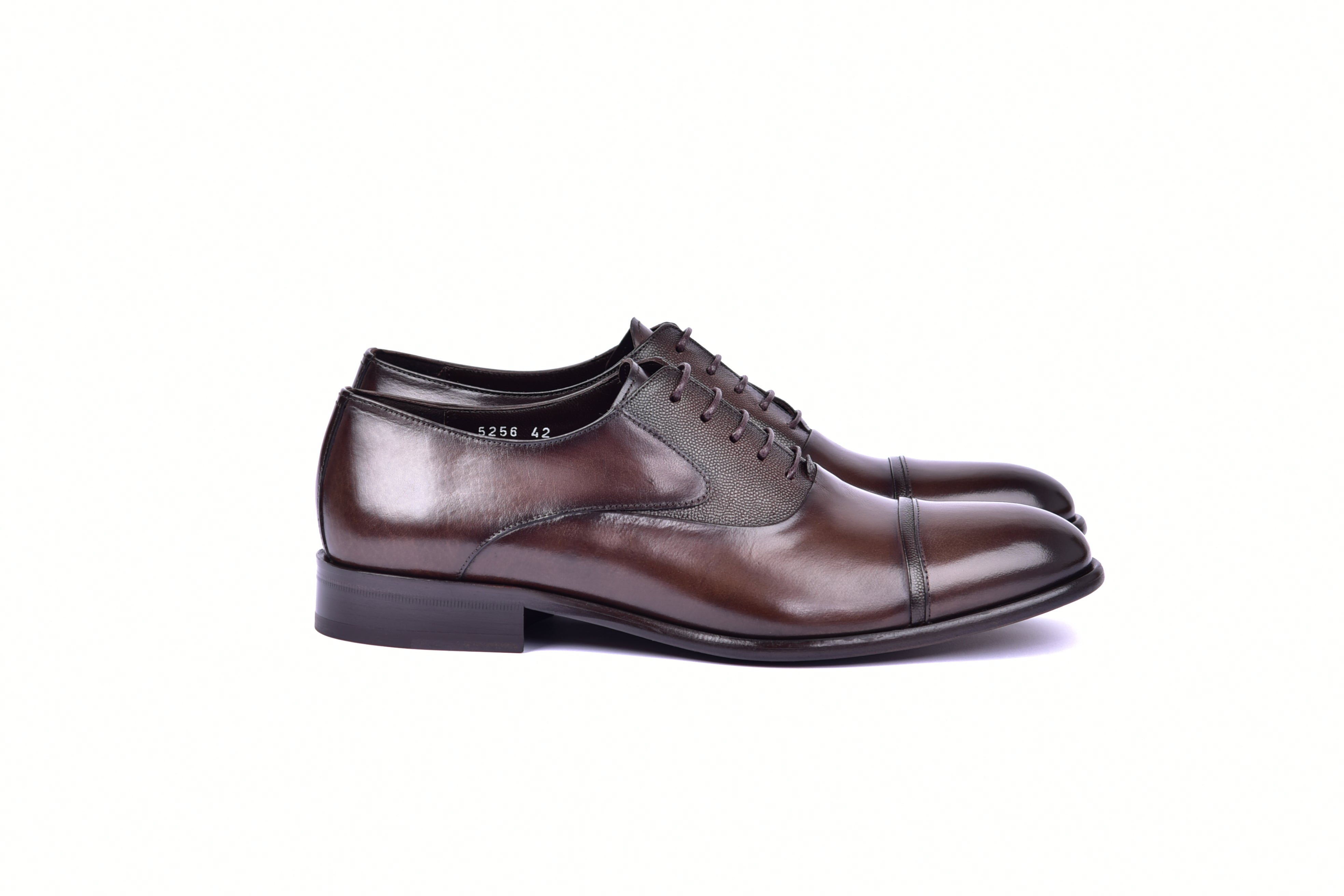 C001201-5256 Cap toe Lace up- Brown