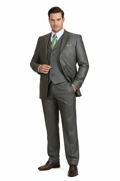 Men's olive green three-piece suit. Classic fit with vest & tie. Pleated pants, 3-button jacket. Smooth material, subtle pattern.