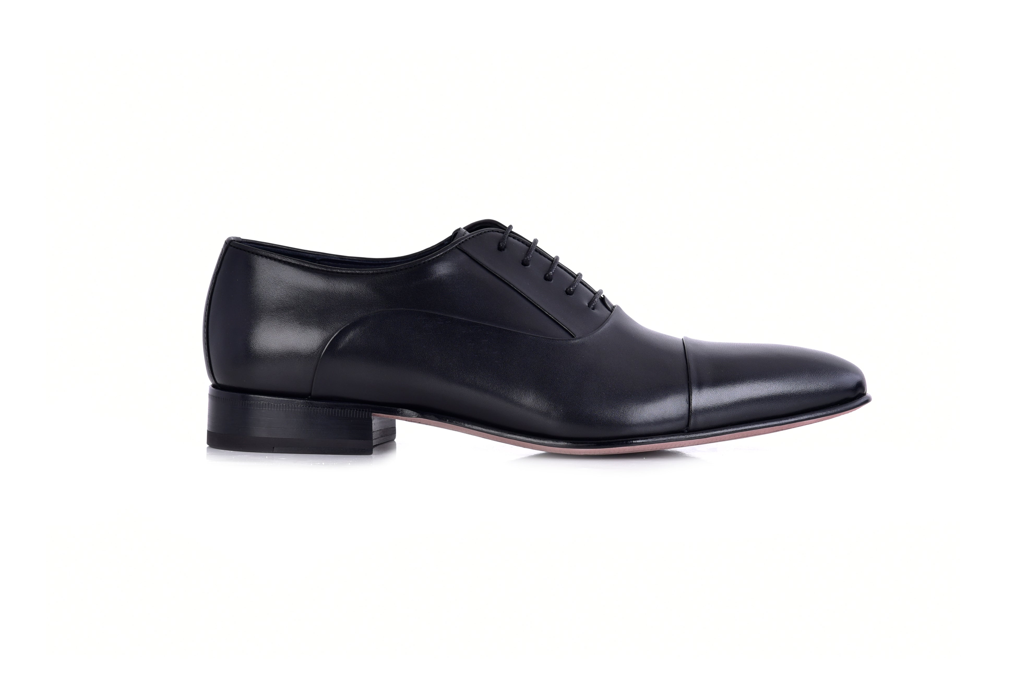 C0001101- 7368 Cap toe lace up - Black