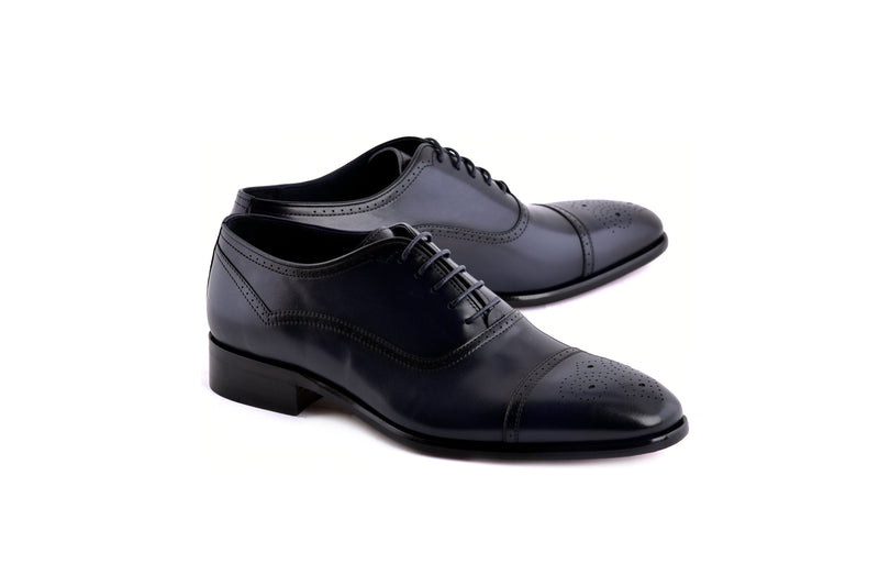 C0001103-7960 Perforated Cap toe lace up- Navy