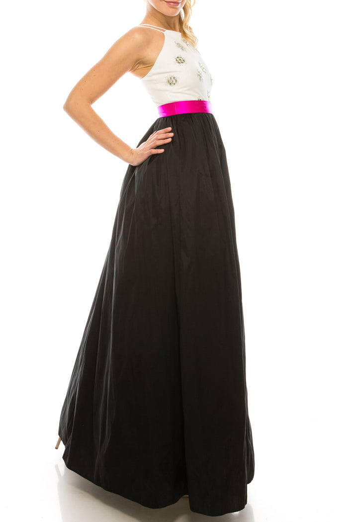 Aidan Mattox 054469600 Embellished Halter A-Line Dress with Sleeveless Design and Beaded Detailing