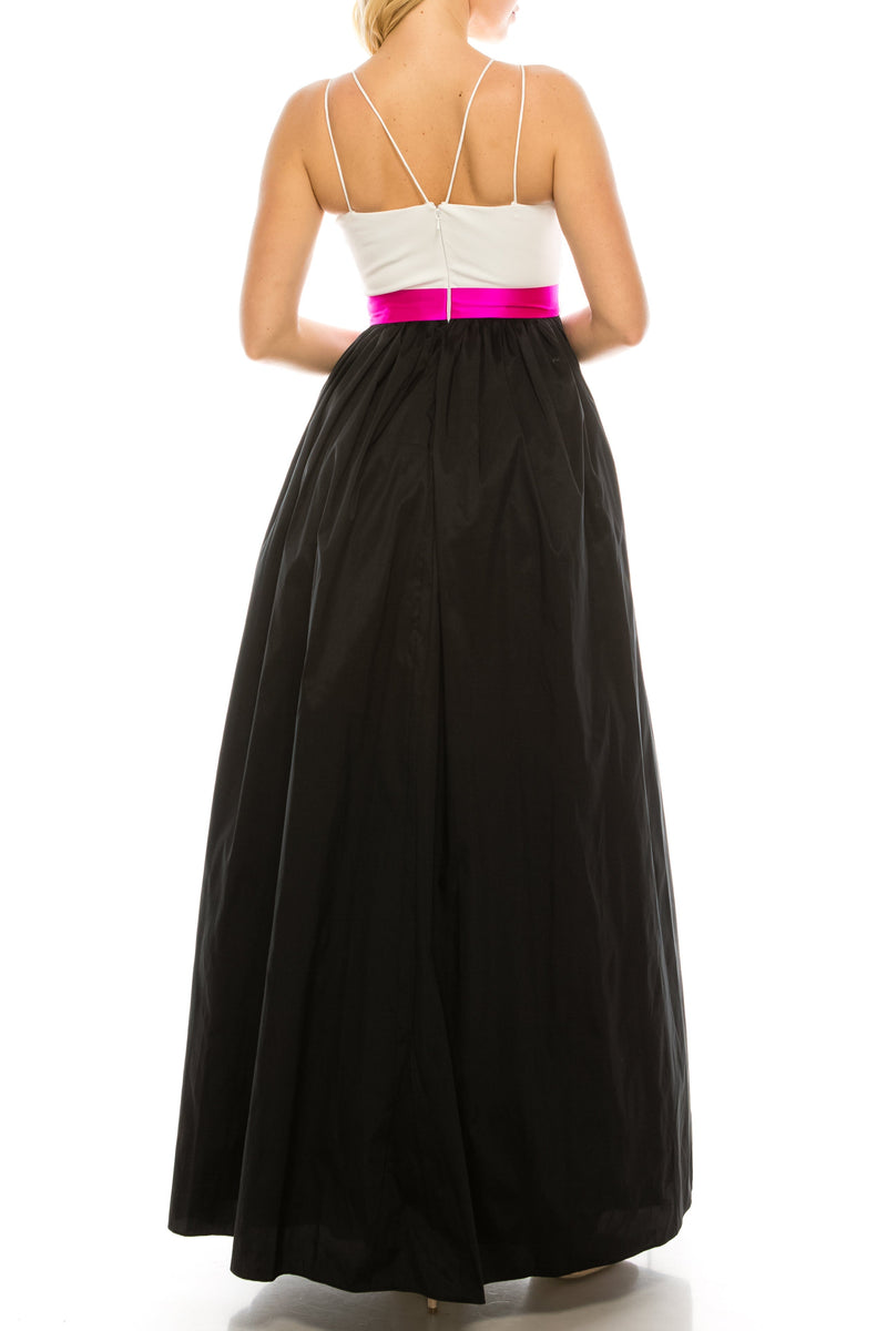 Aidan Mattox 054469600 Embellished Halter A-Line Dress with Sleeveless Design and Beaded Detailing