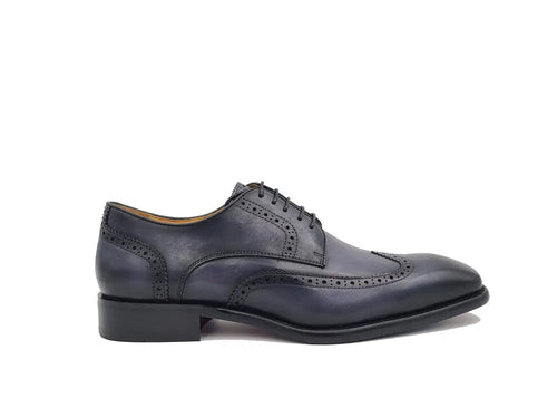 Menâ€™s Wingtip Oxford with Blucher Construction
