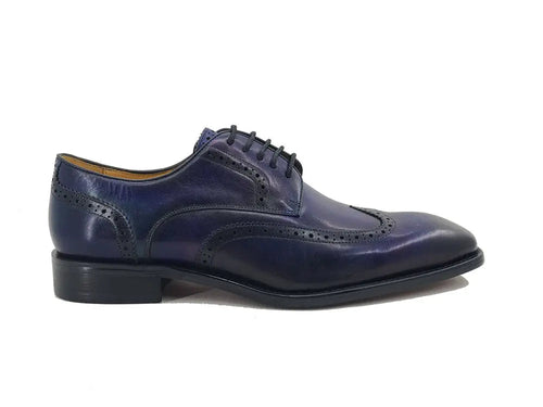 Menâ€™s Wingtip Oxford with Blucher Construction