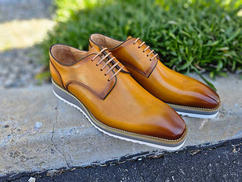 Mens Burnished Leather Lace-Up Derby Shoes