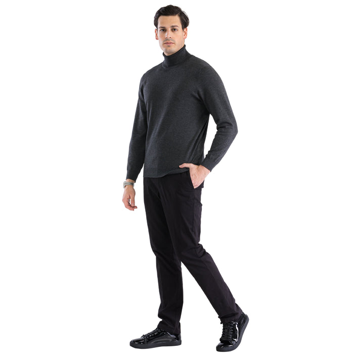 Alberto Nardoni men's charcoal turtleneck sweater. Fitted, soft knit with a high, rounded neckline. Long sleeves taper at cuffs, straight hem at the hip. Solid, smooth texture.
