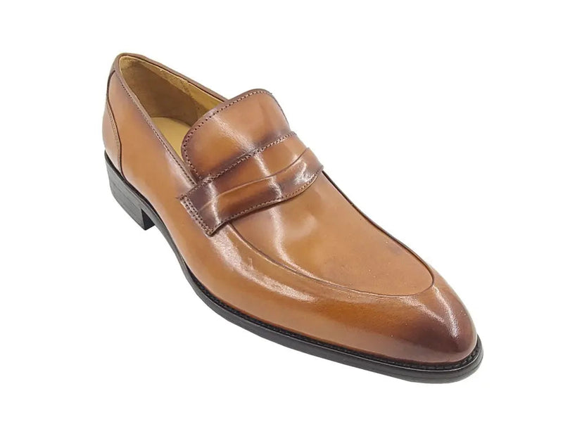 Carrucci Calfskin Penny Loafer: Modern Classic Style