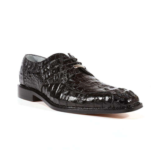 Black Belvedere Chapo oxfords crafted from genuine hornback crocodile. Featuring a smooth, shiny finish, distinct patterns, pointed toe, and traditional lace-up design. Flat sole with a slight heel.
