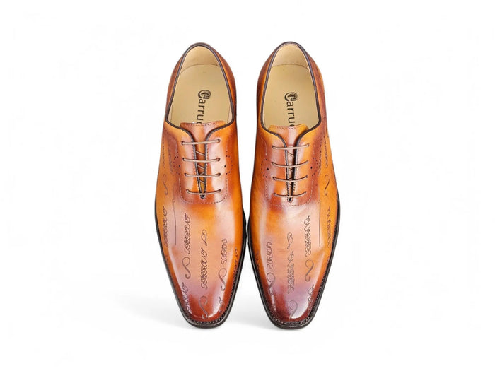 Carrucci Embossed Wholecut Oxford