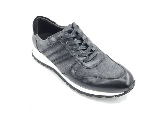 Calfskin Leather and Canvas Inlay Fashion Sneaker