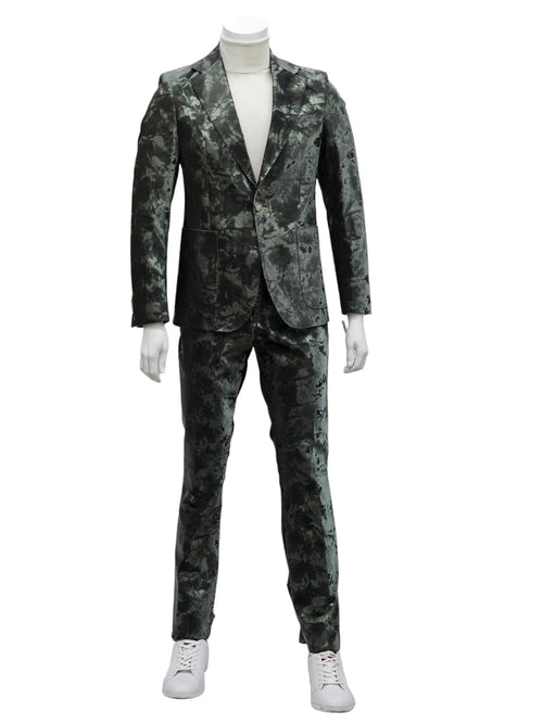Men's slim fit green faux leather suit with 1 button and patch pockets. Textured appearance and mottled color variation for a unique look.