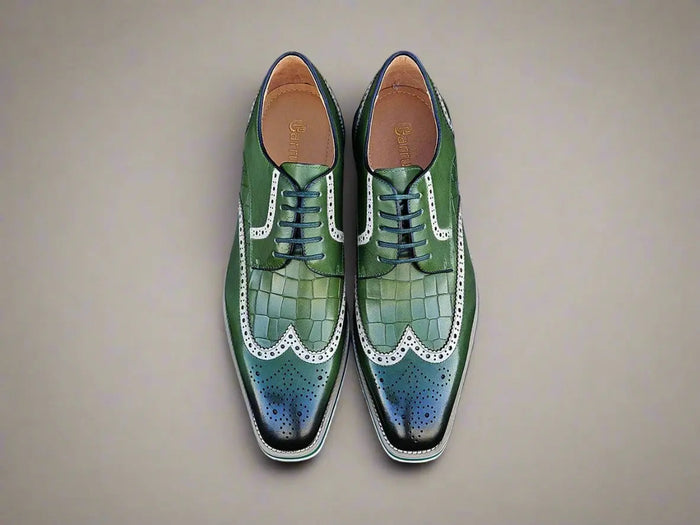 Carrucci Gorgeous Lace-Up Oxford