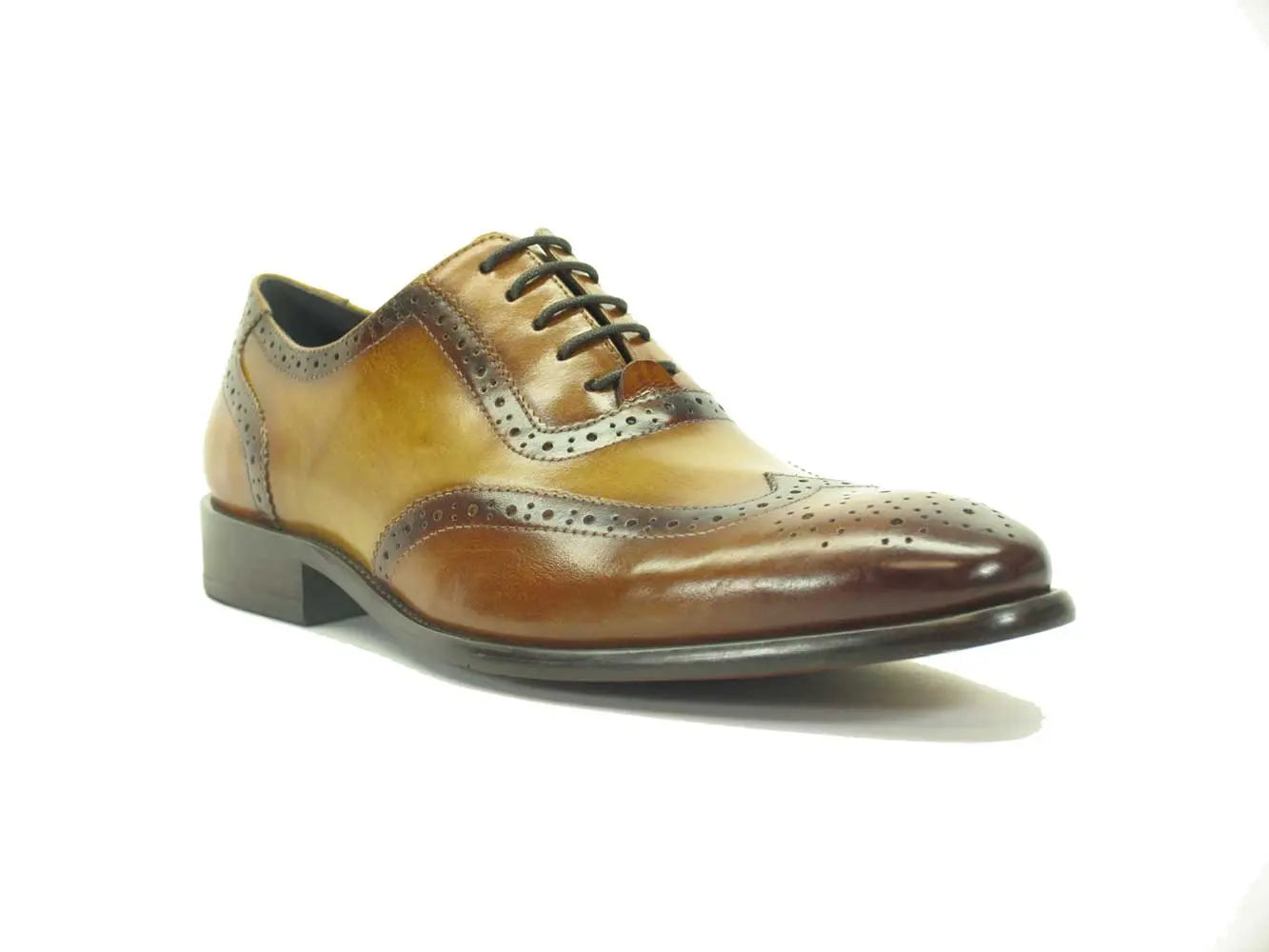 Men's Handcrafted Wingtip Medallion Oxford