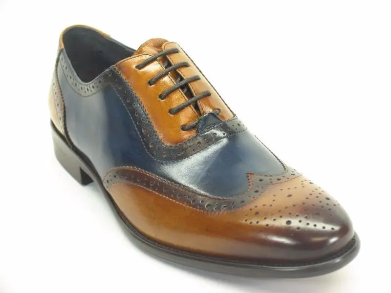 Men's Handcrafted Wingtip Medallion Oxford