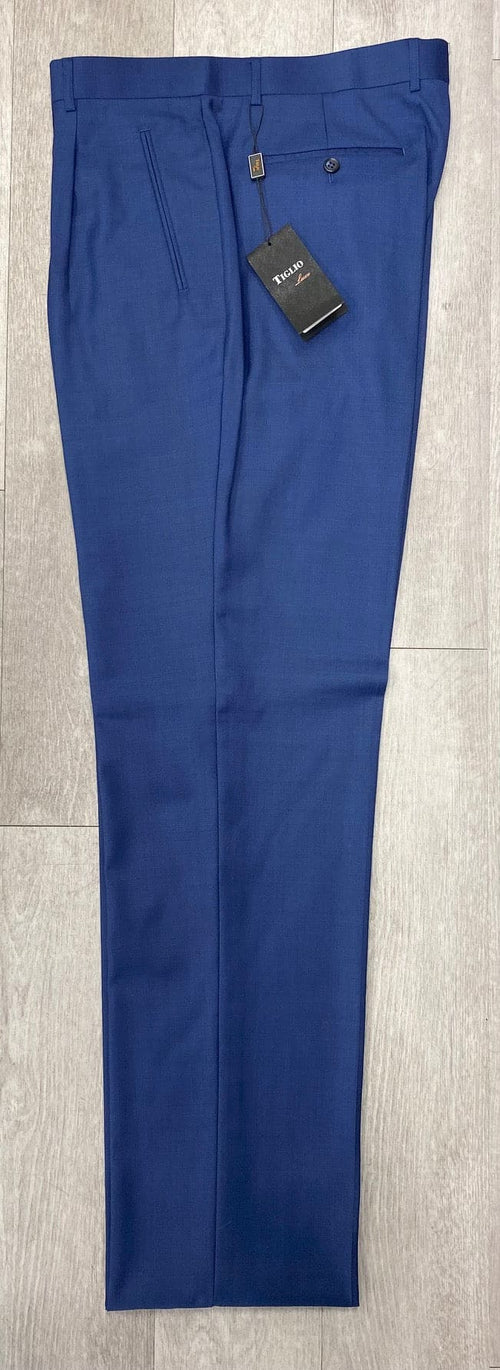 Tiglio Luxe 2521 comfort fit pants: blue, straight-leg with 18" opening. Single front pleat, belt loops, button closure, and side pockets. Structured design.