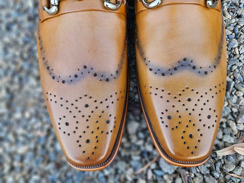 KS261-04 Two-Tone Wholecut Buckle Loafers for Men