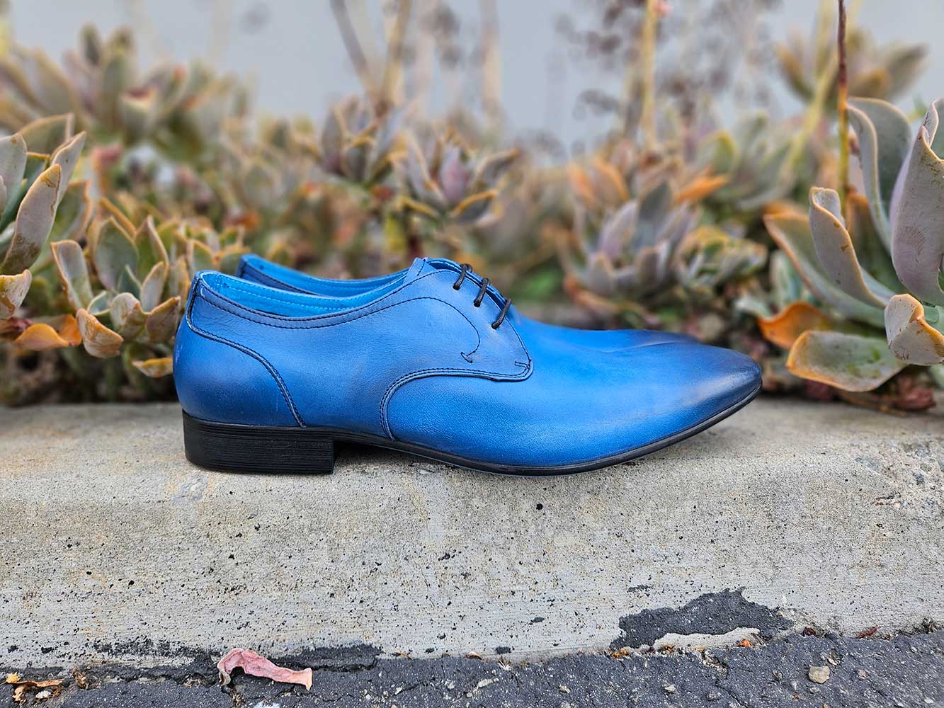 Classic Men’s Leather Lace-Up Oxford Shoes