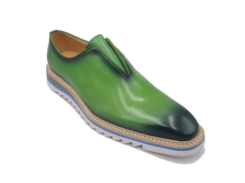 Carrucci Laceless Loafer with Contrast color lightweight sole