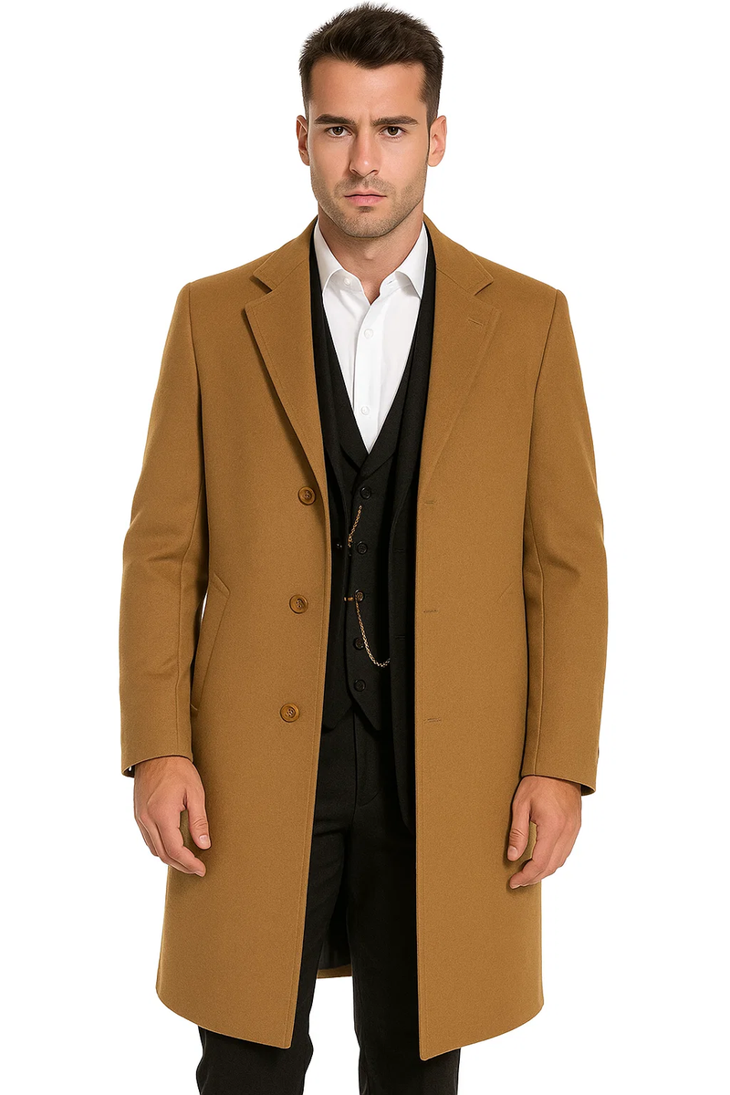 Classic men's camel overcoat. Single-breasted wool, peak lapel, straight silhouette. Features visible buttons.
