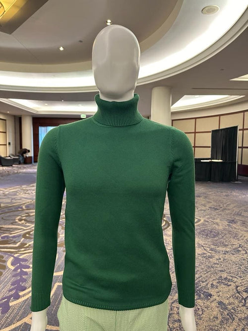 Mens Green Slim Fit Turtleneck Sweater â€“ Lightweight Knit Pullover in Emerald Green